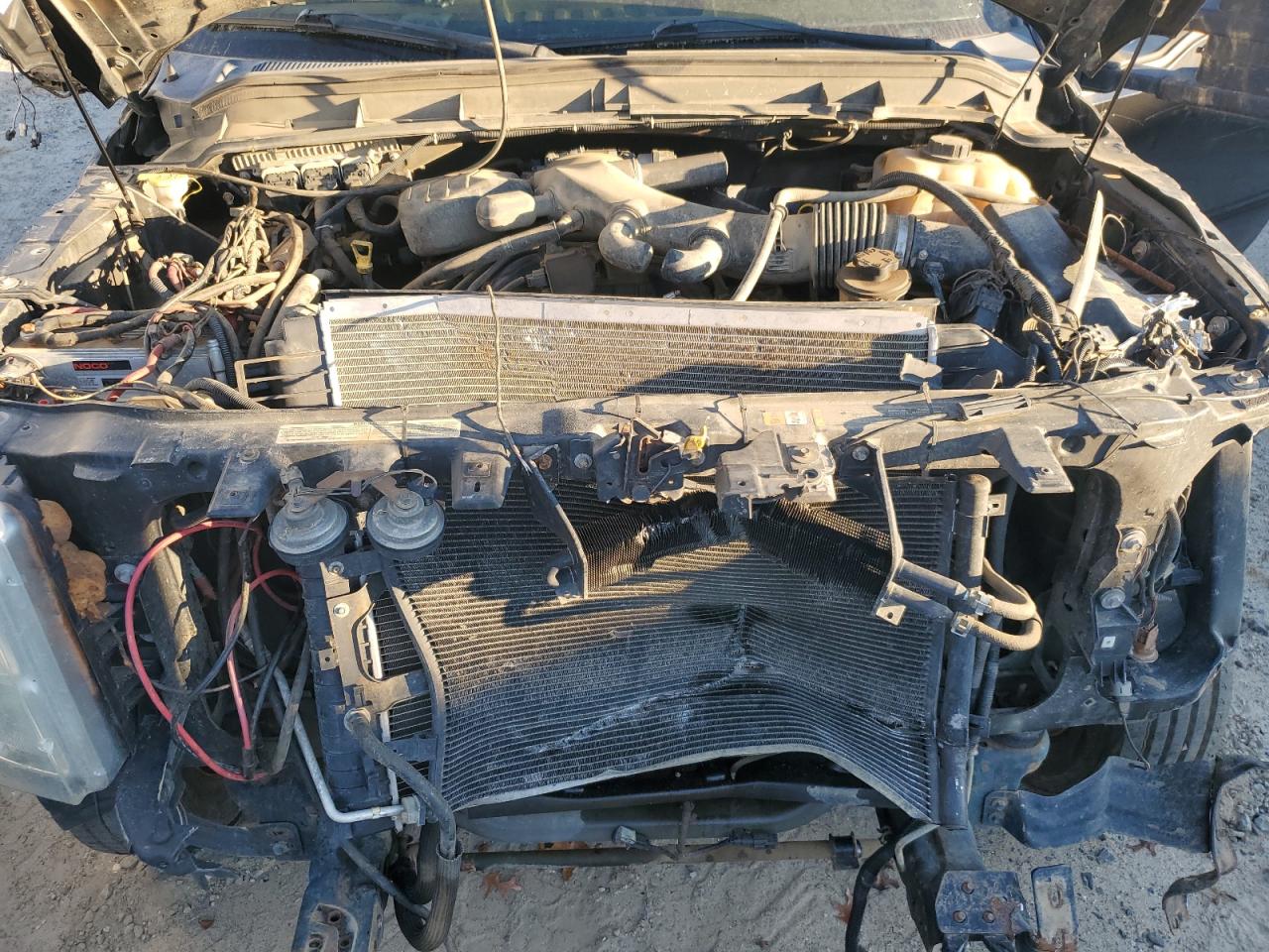 2011 Ford F450 VIN 1FDUF4GYXBEC25479 Copart auction photo, front end damage thumbnail 12