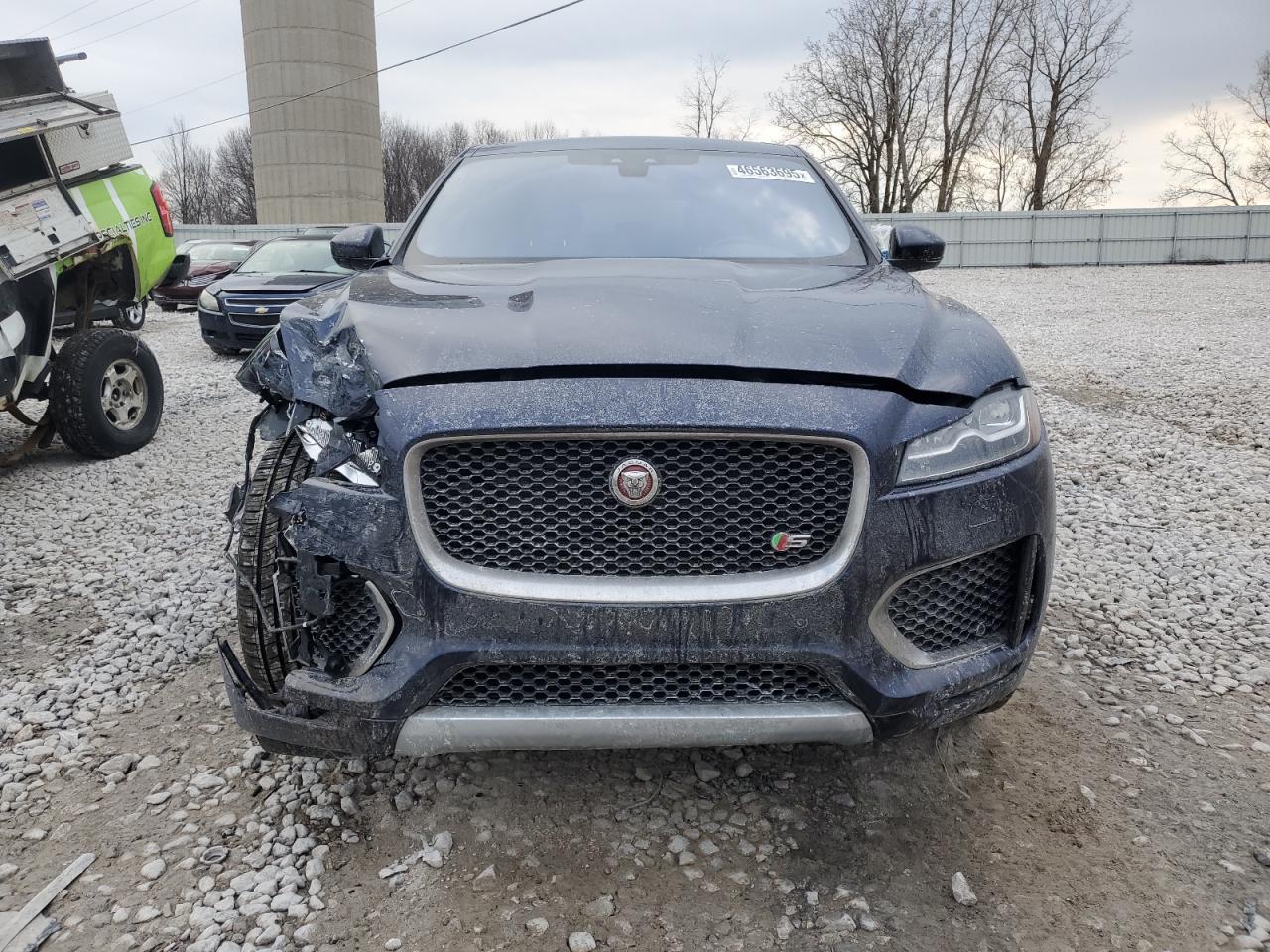 2017 Jaguar F-Pace VIN SADCM2BV4HA059911 Copart auction photo, front end damage thumbnail 5
