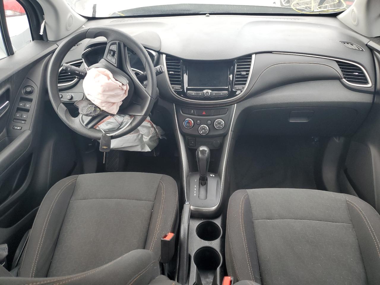 2018 Chevrolet Trax VIN 3GNCJKSB2JL262019 Copart auction photo, front end damage thumbnail 8