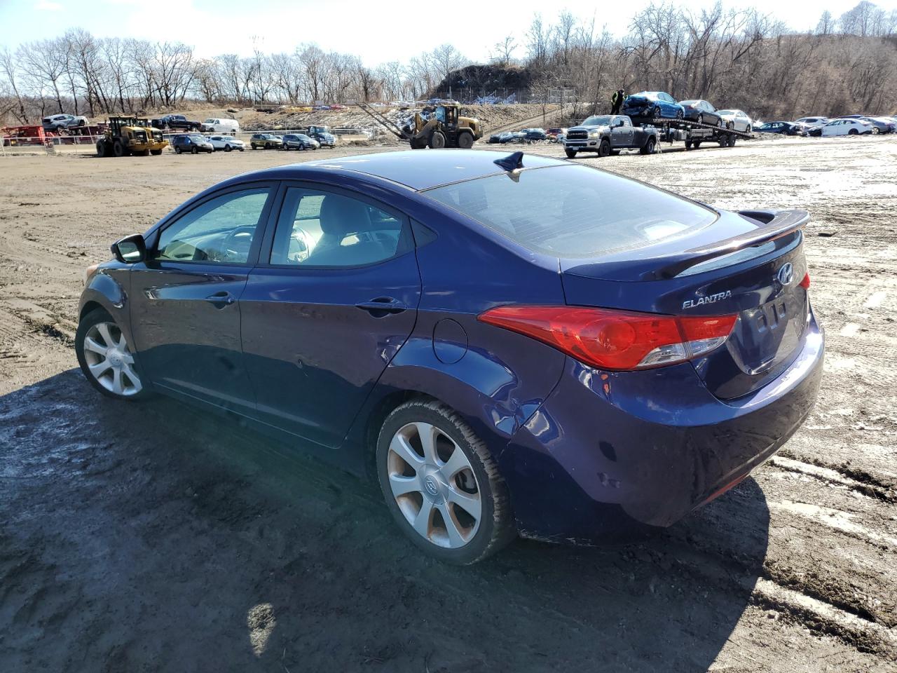 2013 Hyundai Elantra VIN 5NPDH4AE6DH325742 Copart auction photo, minor dent/scratches damage thumbnail 2