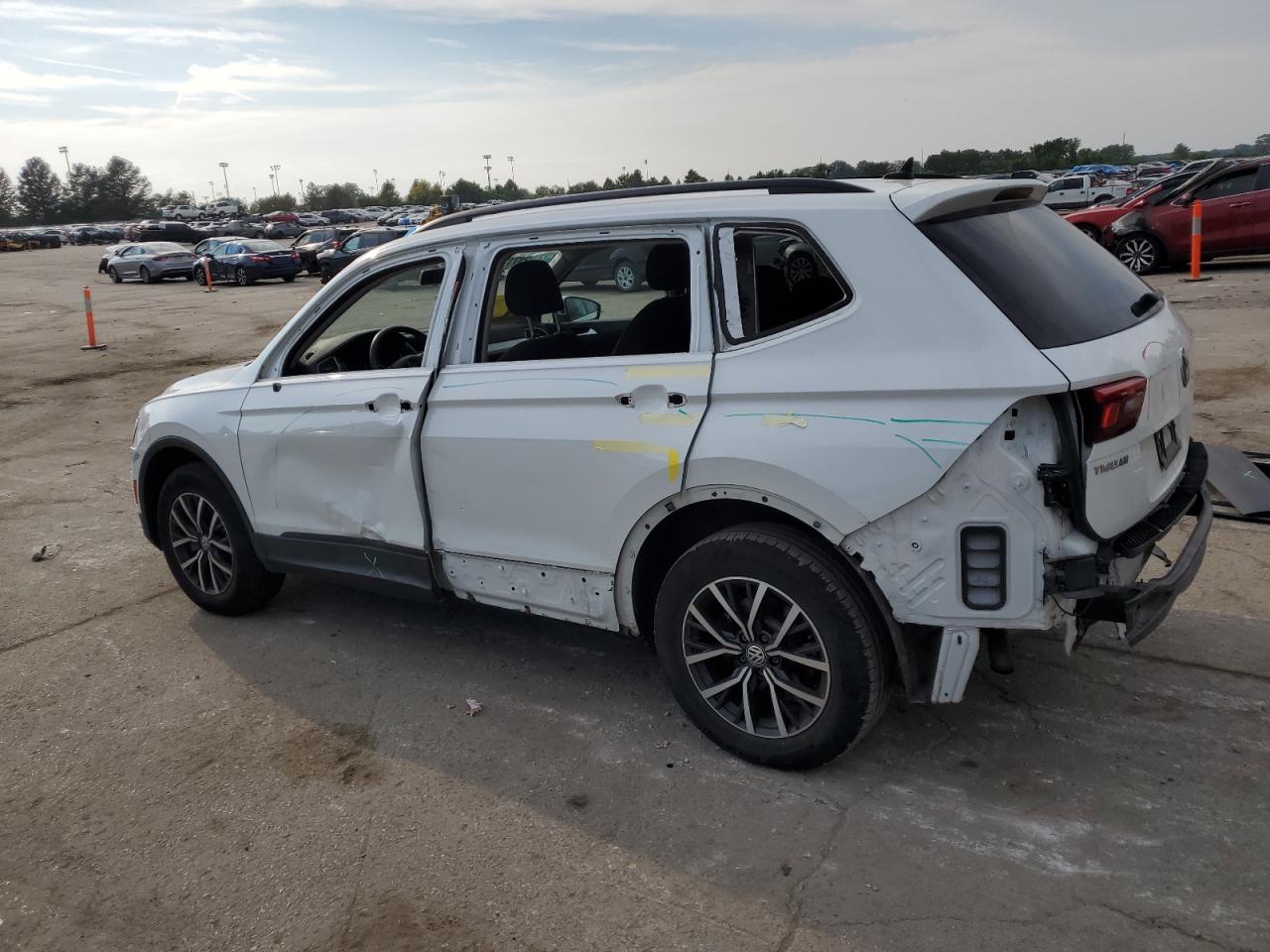 2021 Volkswagen Tiguan VIN 3VV0B7AX1MM069833 Copart auction photo, rear end damage thumbnail 2
