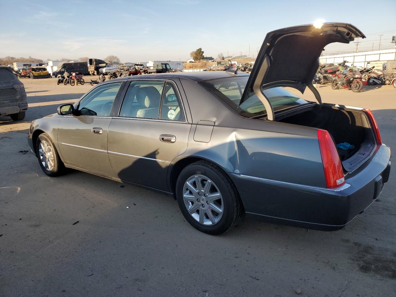 2011 Cadillac DTS VIN 1G6KH5E60BU129494 Copart auction photo, rear end damage thumbnail 2