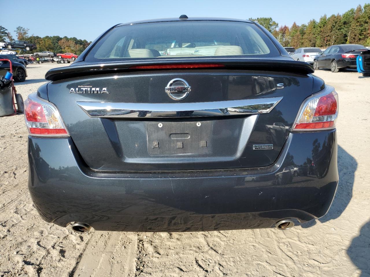 2015 Nissan Altima VIN 1N4AL3AP8FC950130 Copart auction photo, front end / minor dent/scratches damage thumbnail 6