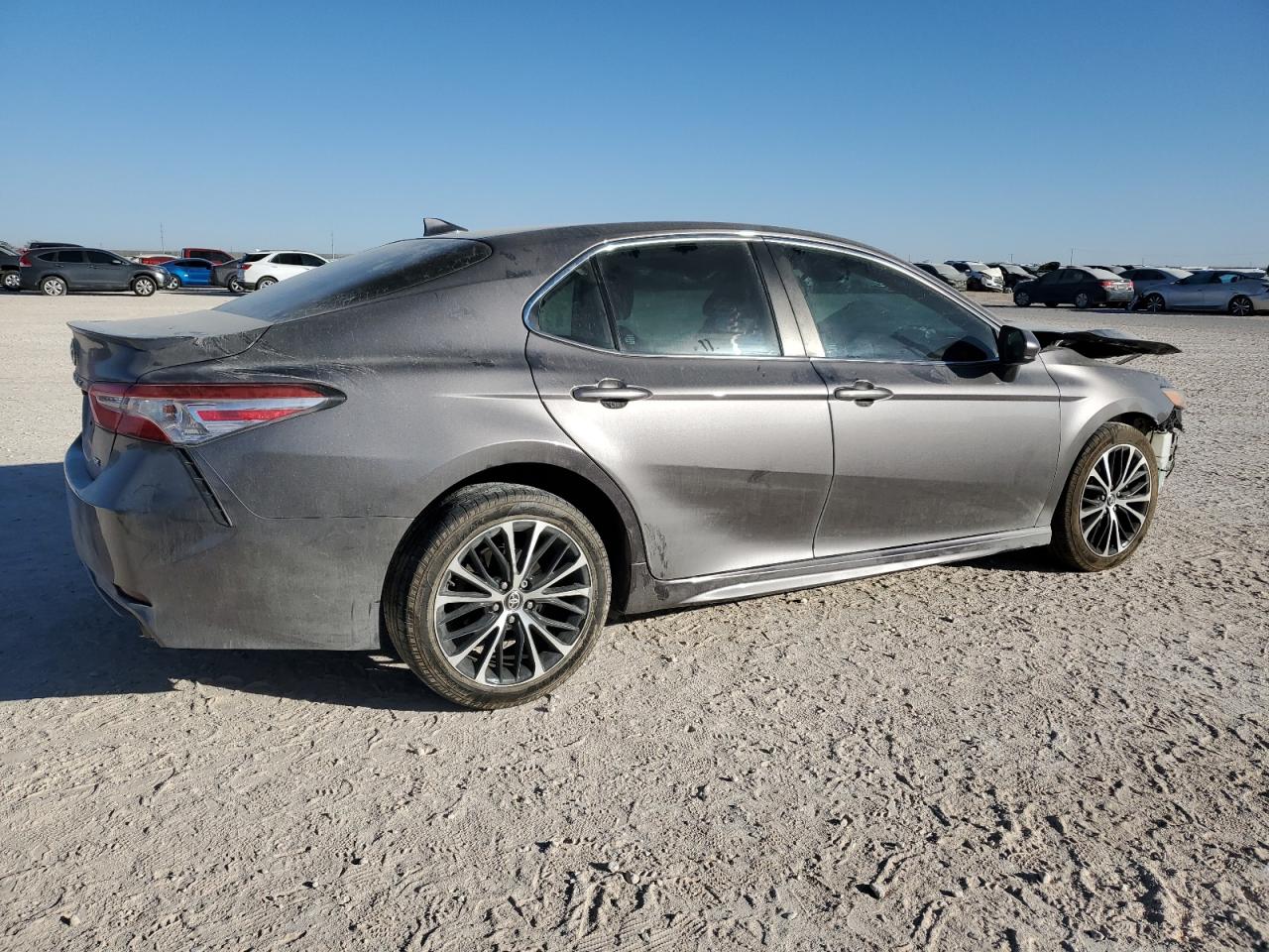 2020 Toyota Camry VIN 4T1G11AK0LU984177 Copart auction photo, front end damage thumbnail 3