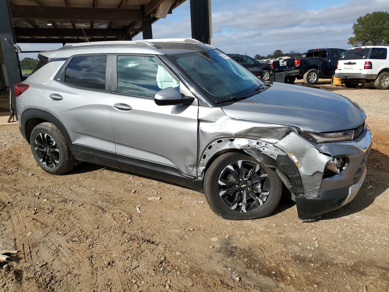 2023 Chevrolet TrailBlazer VIN KL79MPS21PB182368 Copart auction photo, front end / undercarriage damage thumbnail 4