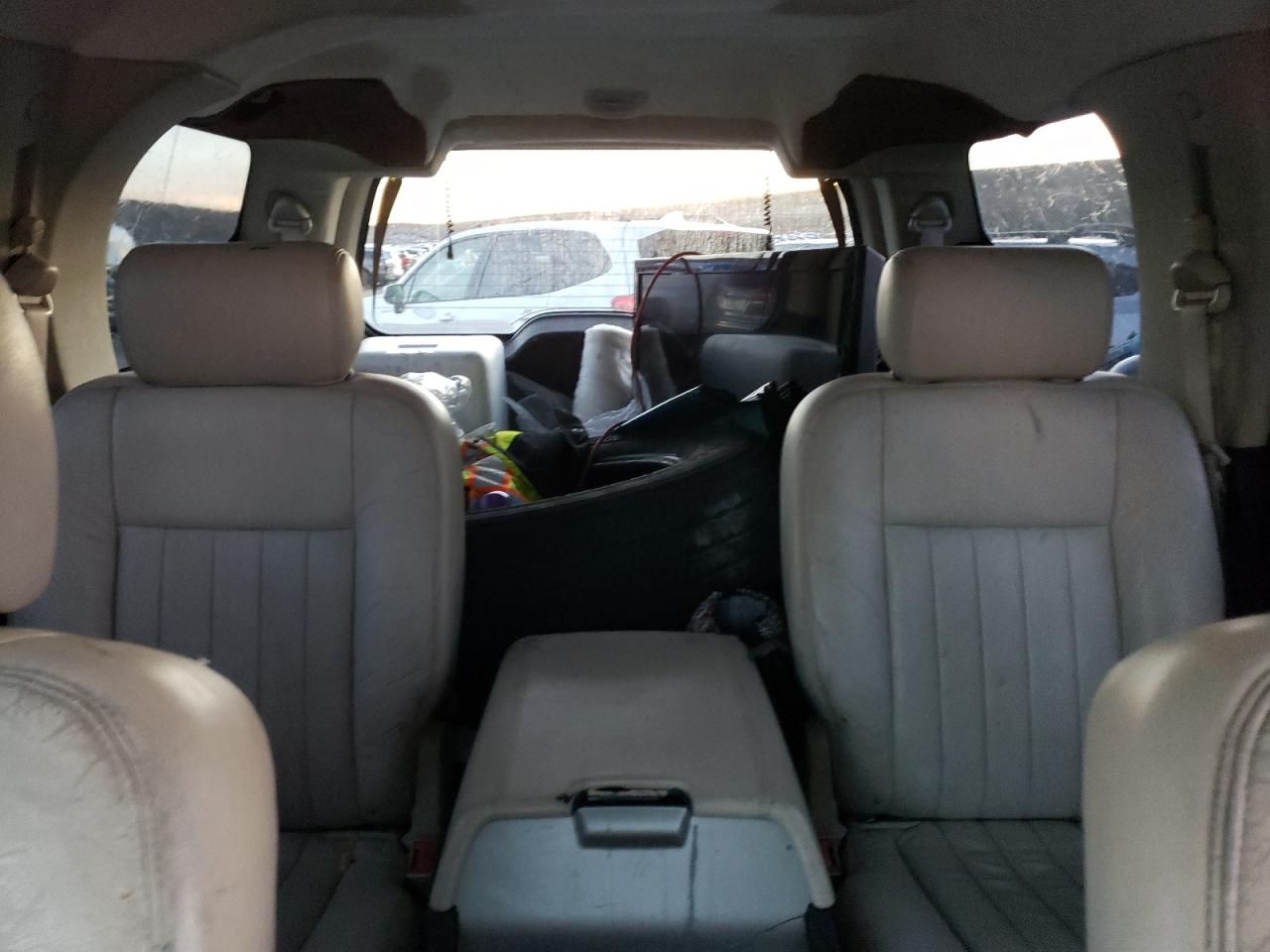 2003 Lincoln Navigator VIN 5LMFU28R23LJ03042 Copart auction photo, front end / hail damage thumbnail 10