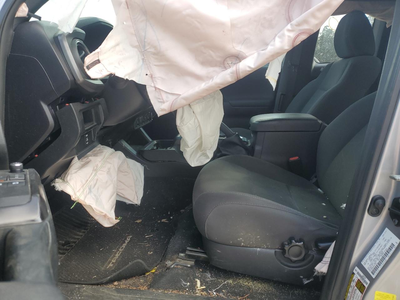 2017 Toyota Tacoma VIN 5TFSZ5AN9HX072081 Copart auction photo, front end damage thumbnail 7