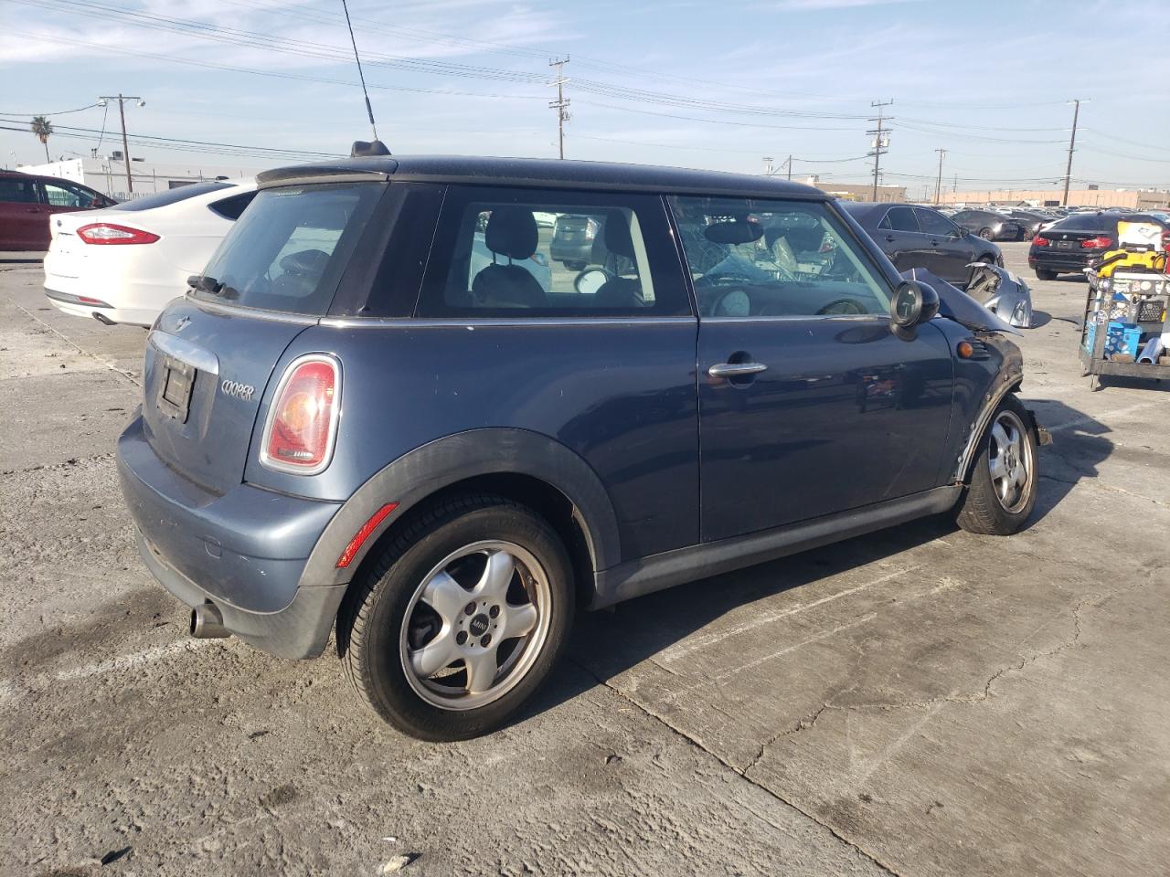 2010 MINI Cooper VIN WMWMF3C51ATU78255 Copart auction photo, front end damage thumbnail 3