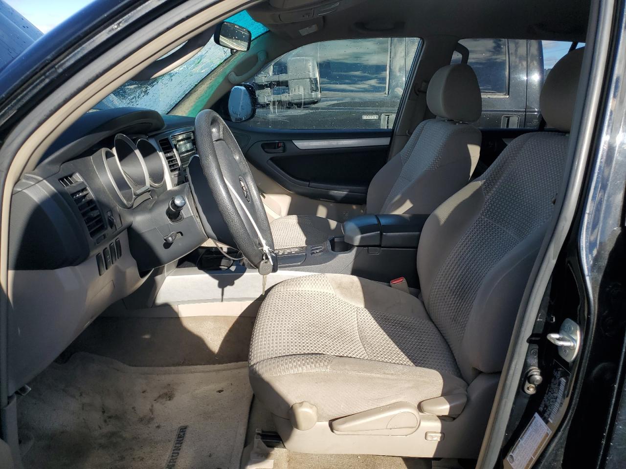2006 Toyota 4Runner VIN JTEBU14R260083172 Copart auction photo, front end / side damage thumbnail 7