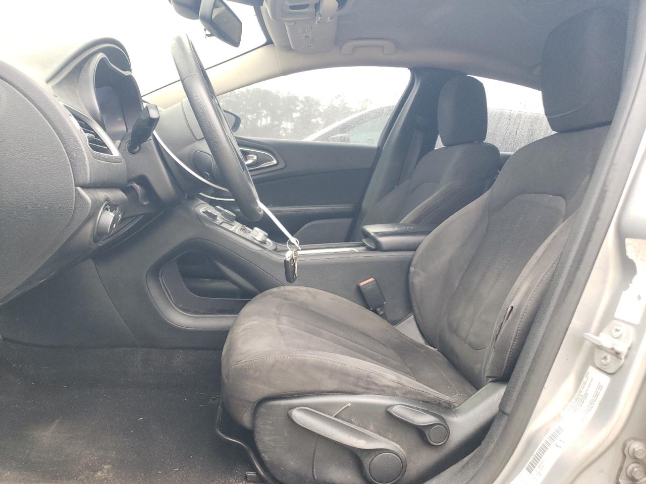2015 Chrysler 200 VIN 1C3CCCAB8FN528519 Copart auction photo, front end / undercarriage damage thumbnail 7