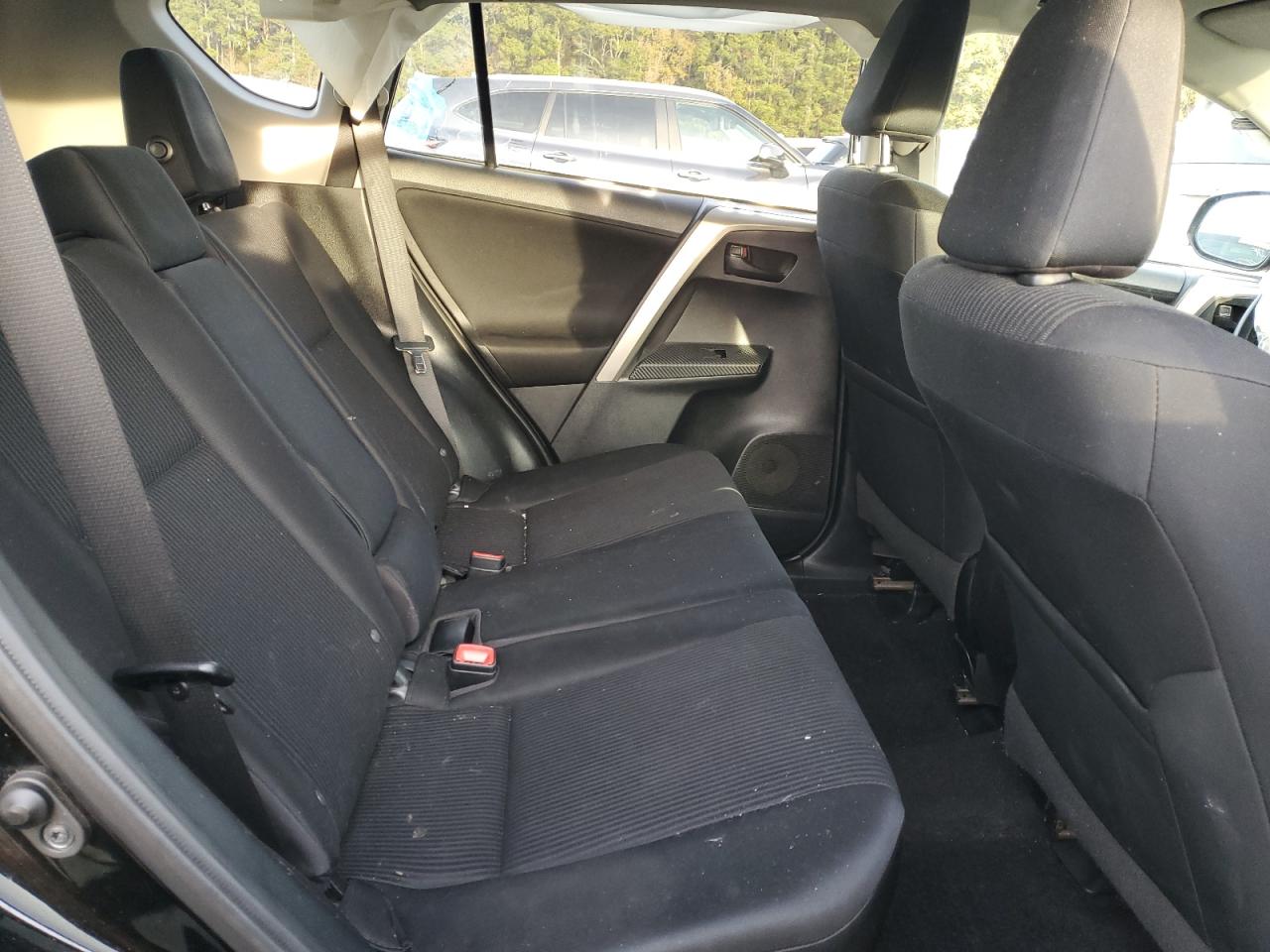 2015 Toyota RAV 4 VIN 2T3BFREV3FW304220 Copart auction photo, front end / side damage thumbnail 11