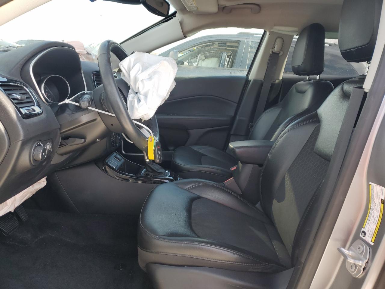 2018 Jeep Compass VIN 3C4NJCBBXJT324712 Copart auction photo, front end damage thumbnail 7