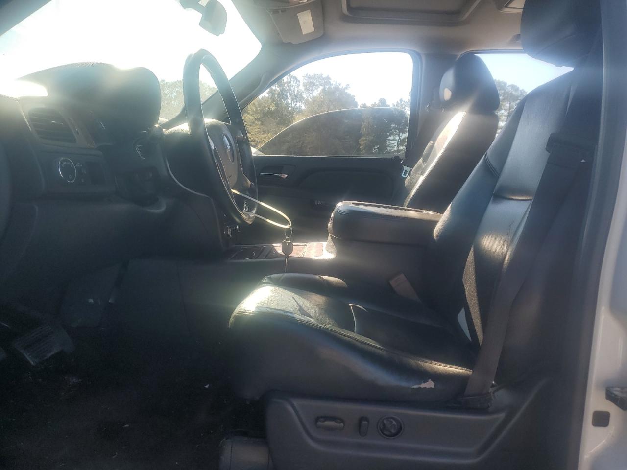 2014 Chevrolet Suburban VIN 1GNSCKE02ER105377 Copart auction photo, all over damage thumbnail 10
