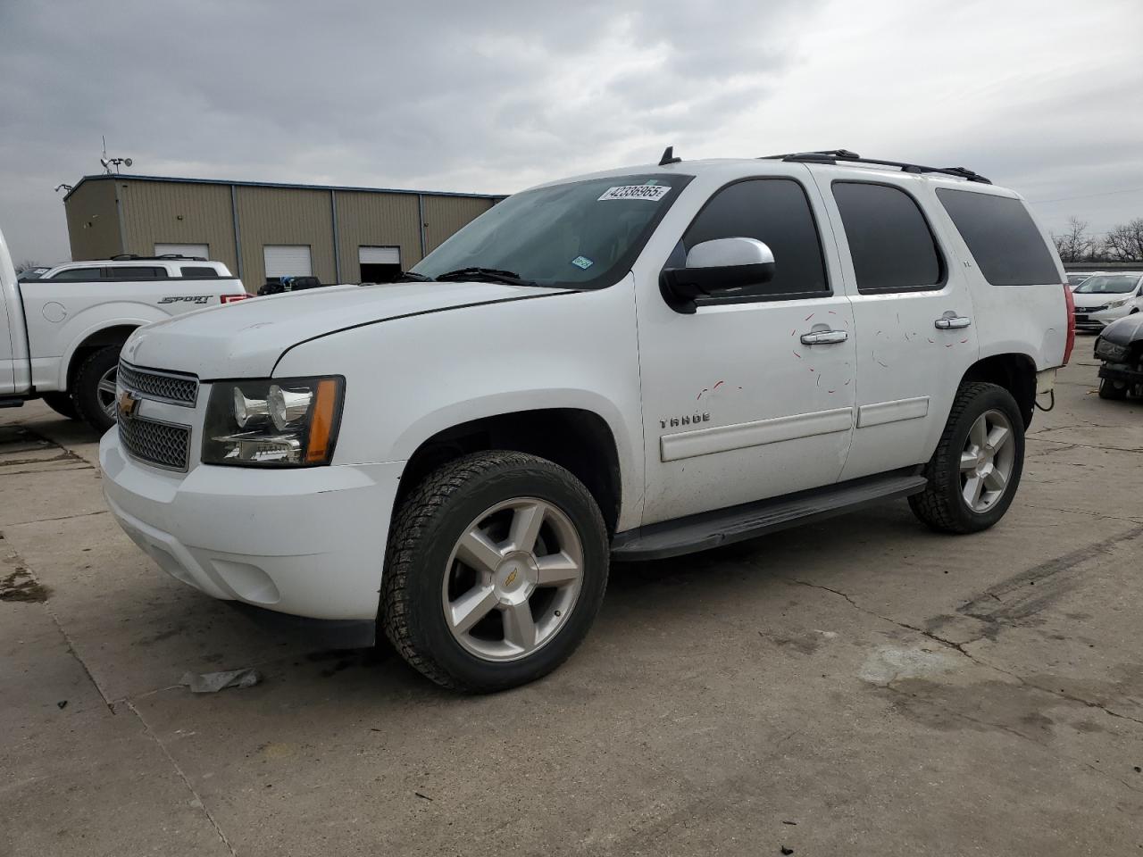 2011 Chevrolet Tahoe VIN 1GNSCBE0XBR141412