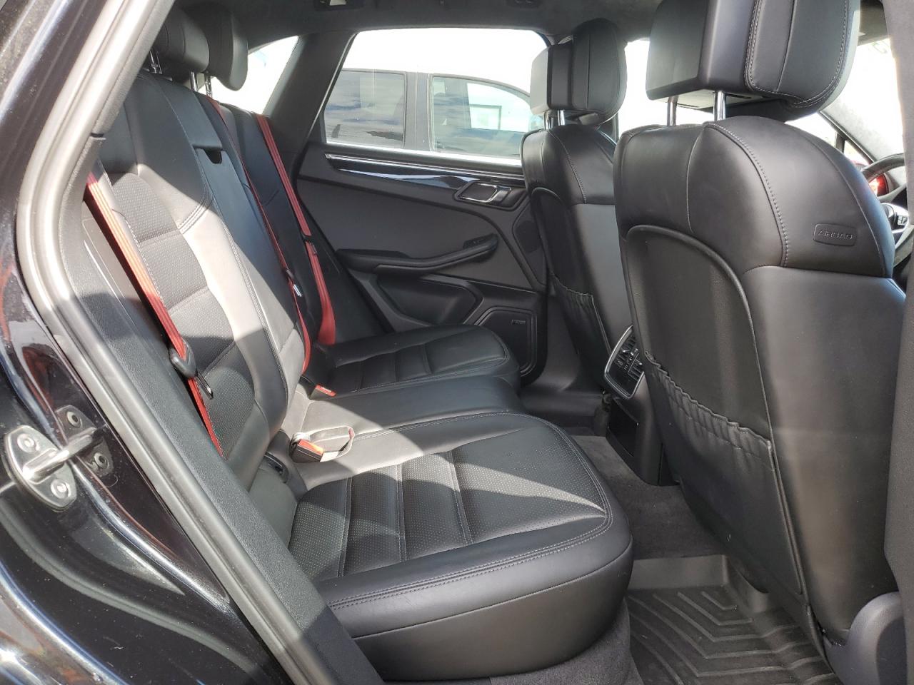 2015 Porsche Macan VIN WP1AF2A58FLB96008 Copart auction photo, side / front end damage thumbnail 10