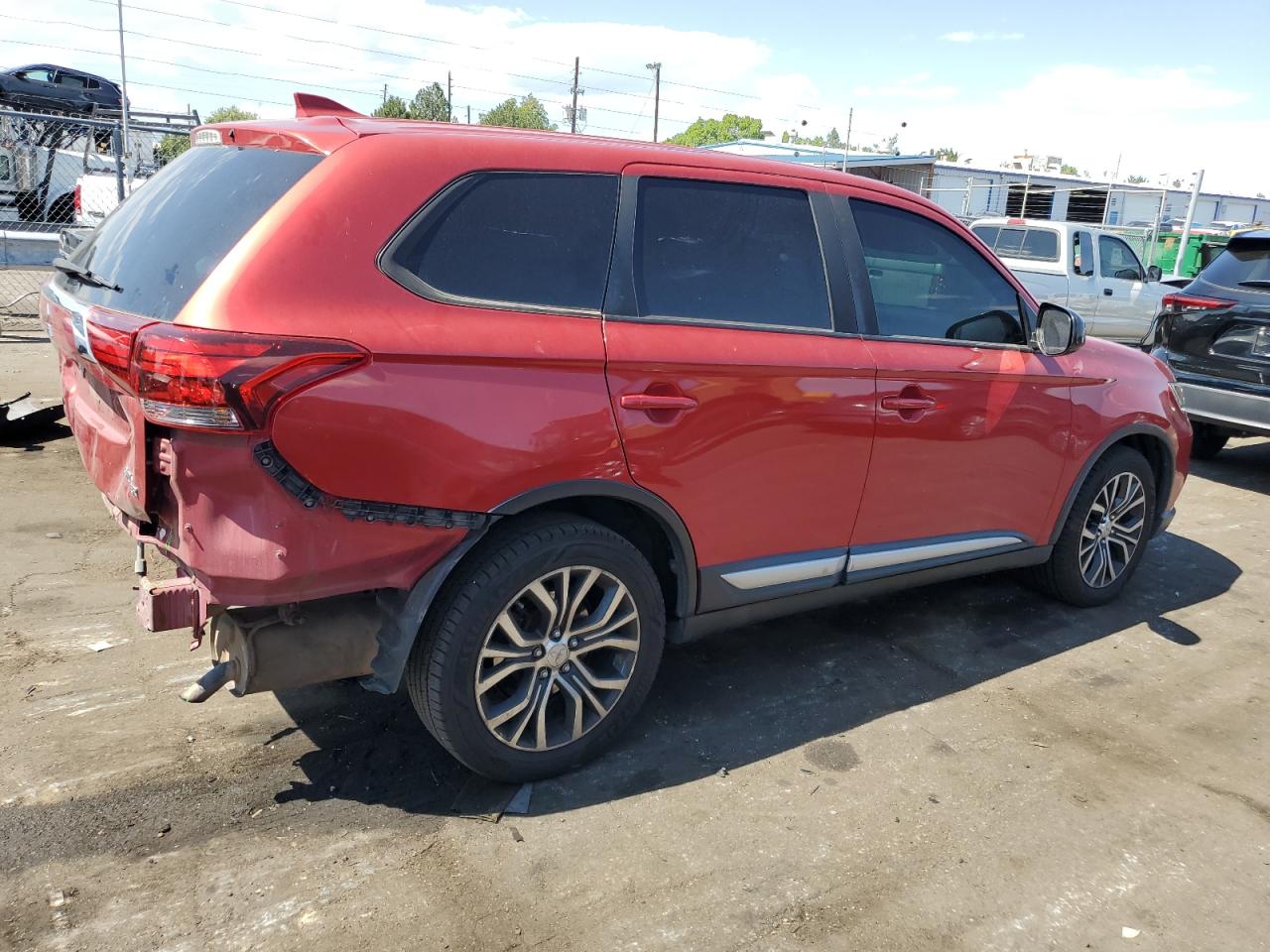 2017 Mitsubishi Outlander VIN JA4AZ2A39HZ001938 Copart auction photo, rear end damage thumbnail 3