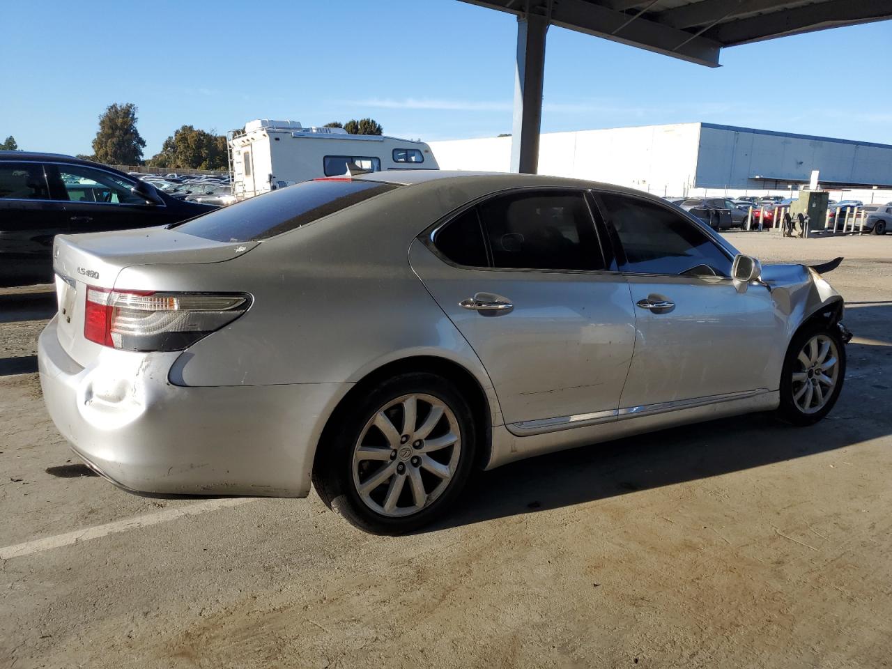 2009 Lexus LS VIN JTHBL46F895085705 Copart auction photo, front end damage thumbnail 3
