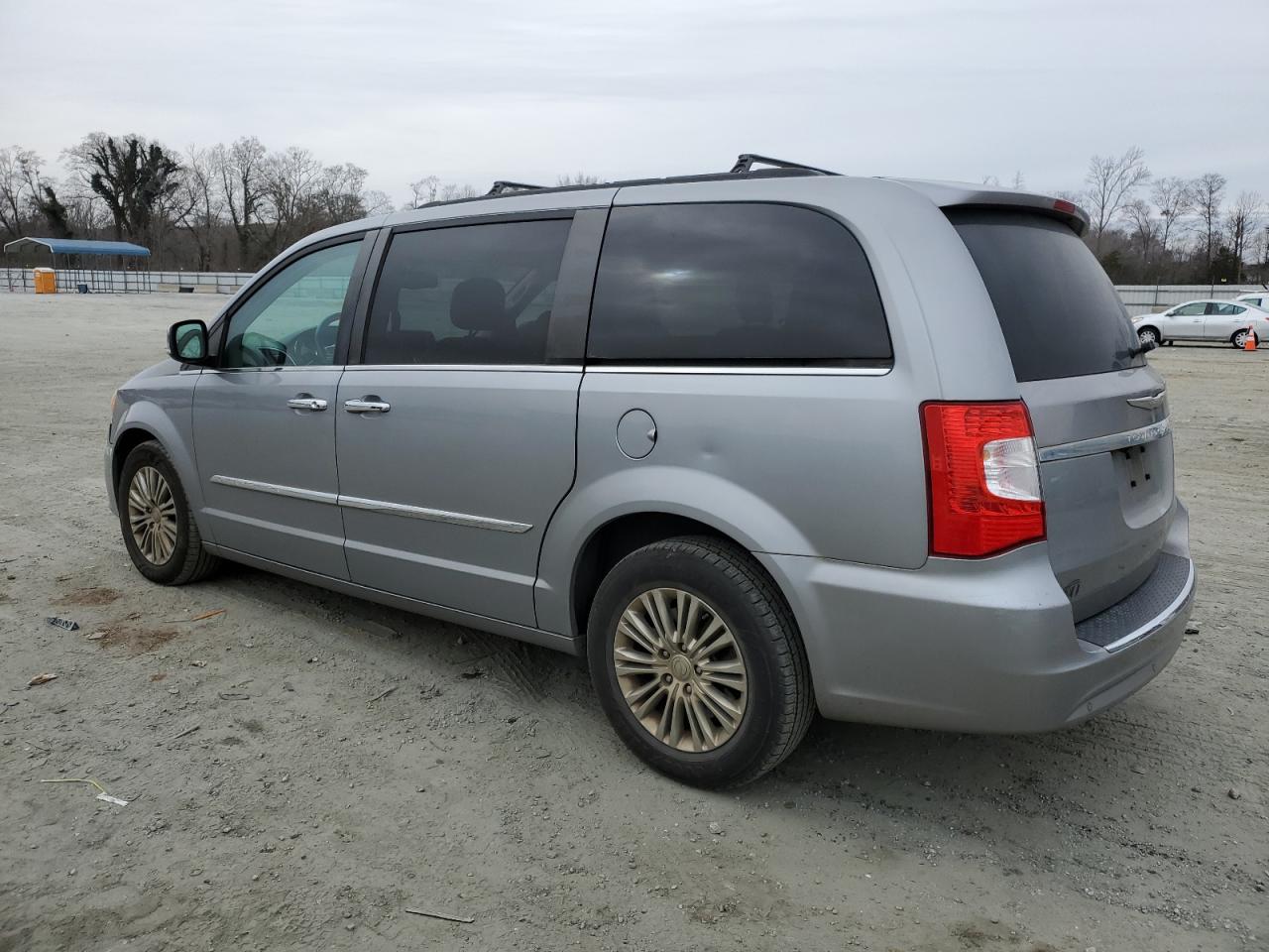 2013 Chrysler Town & Country VIN 2C4RC1CG3DR778088 Copart auction photo, side damage thumbnail 2