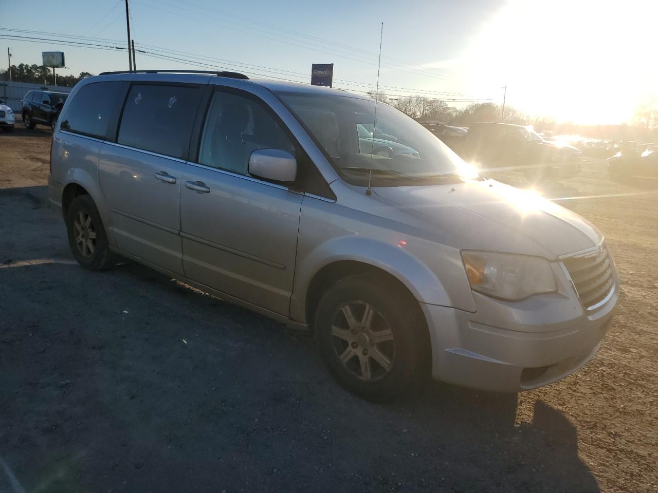 2008 Chrysler Town & Country VIN 2A8HR54P38R754162 Copart auction photo, rear end damage thumbnail 4