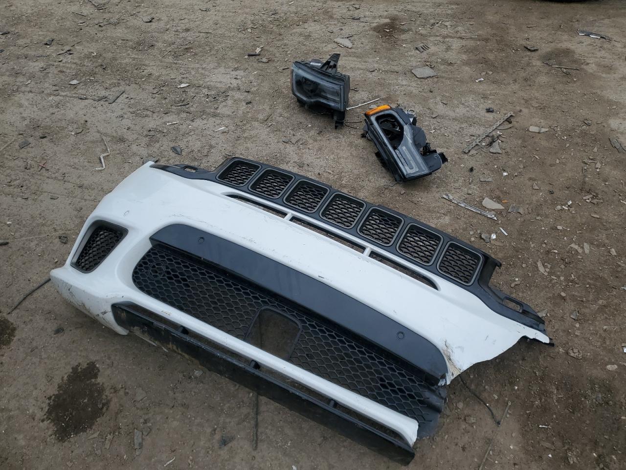 2019 Jeep Grand Cherokee VIN 1C4RJFN98KC844867 Copart auction photo, vandalism damage thumbnail 13