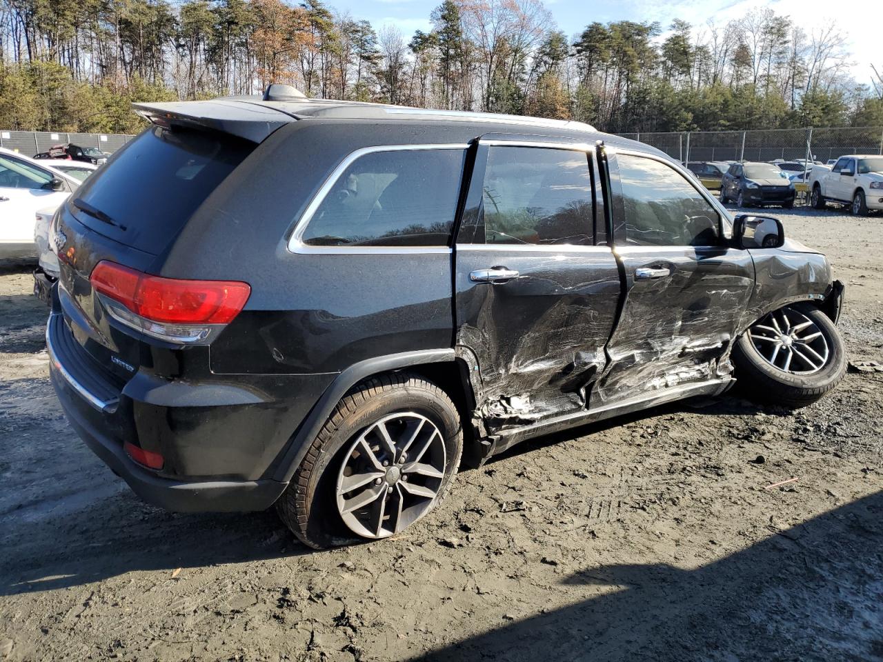 2017 Jeep Grand Cherokee VIN 1C4RJFBG8HC776016 Copart auction photo, side / undercarriage damage thumbnail 3