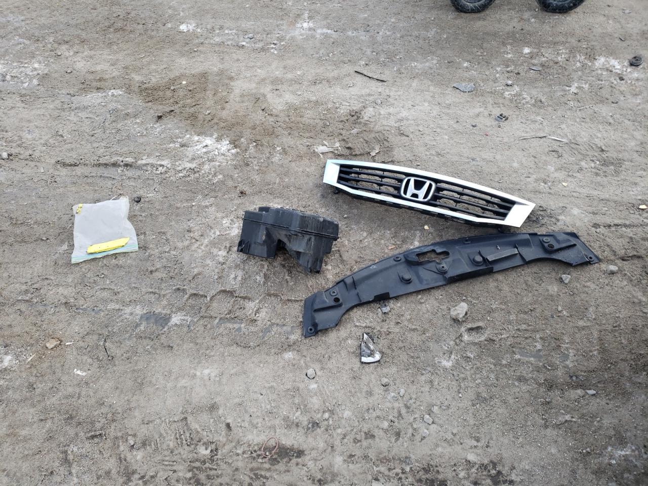 2011 Honda Accord VIN 1HGCP2E31BA115812 Copart auction photo, front end / undercarriage damage thumbnail 12