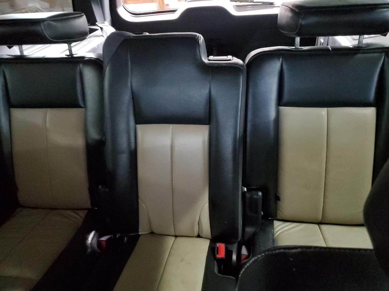 2010 Ford Expedition VIN 1FMJU1J55AEA07129 Copart auction photo, rear end / minor dent/scratches damage thumbnail 10