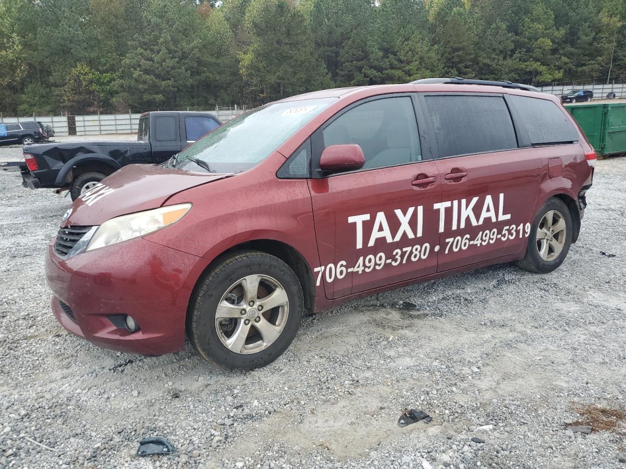 2012 Toyota Sienna VIN 5TDKK3DC0CS230177
