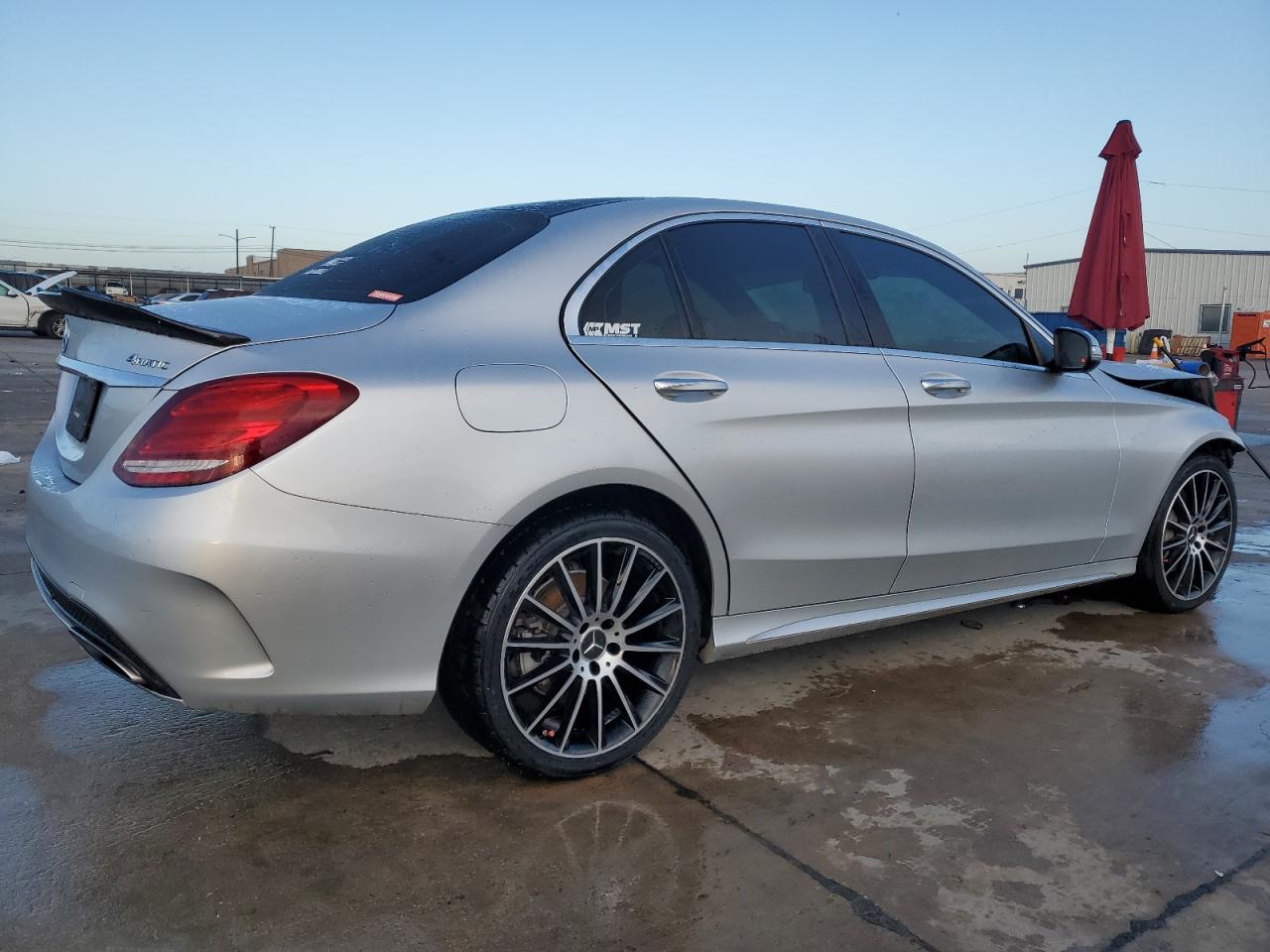 2015 Mercedes-Benz C-klasse VIN 55SWF4KB6FU008319 Copart auction photo, front end damage thumbnail 3