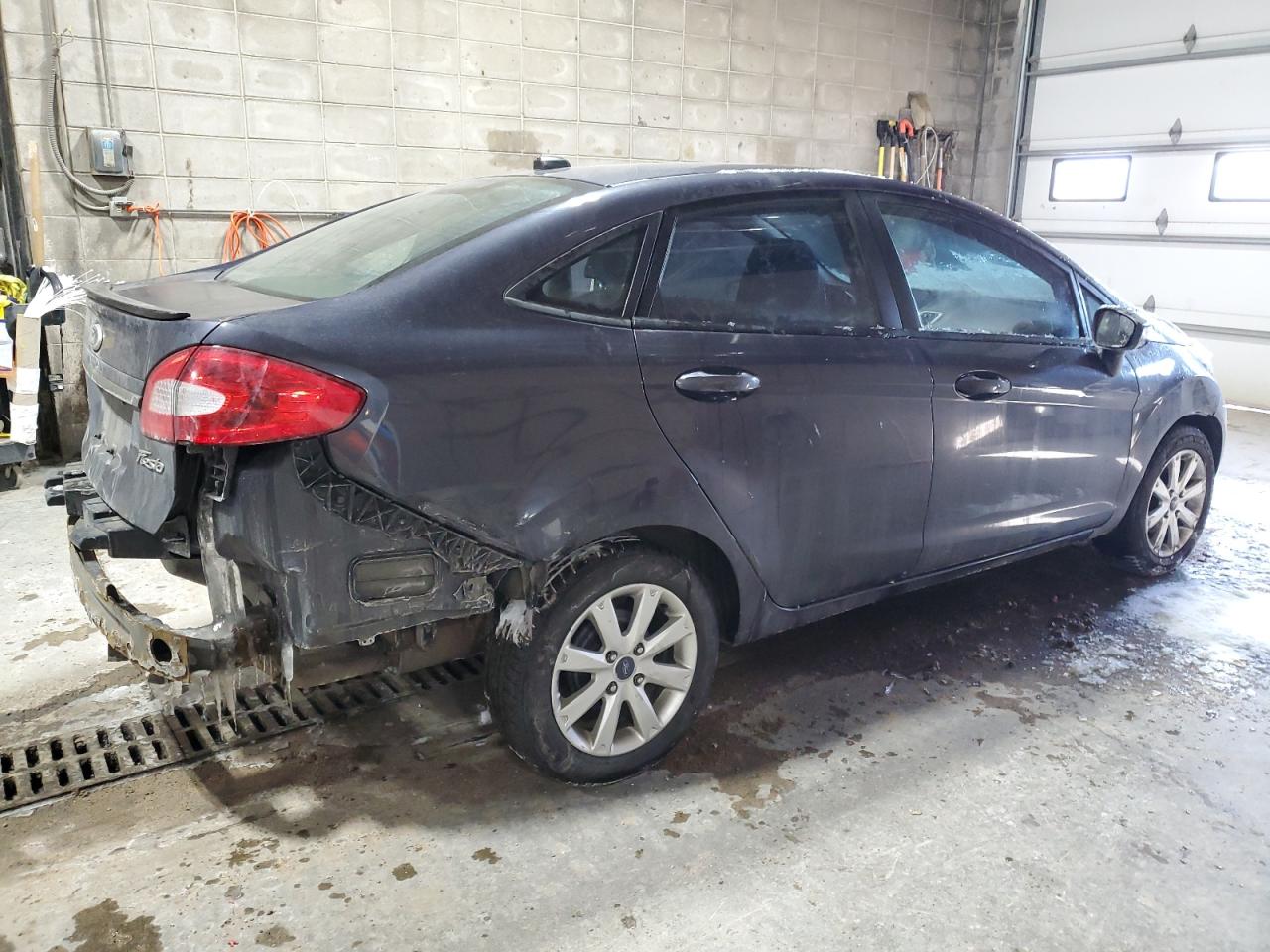 2013 Ford Fiesta VIN 3FADP4BJ7DM142641 Copart auction photo, rear end damage thumbnail 3