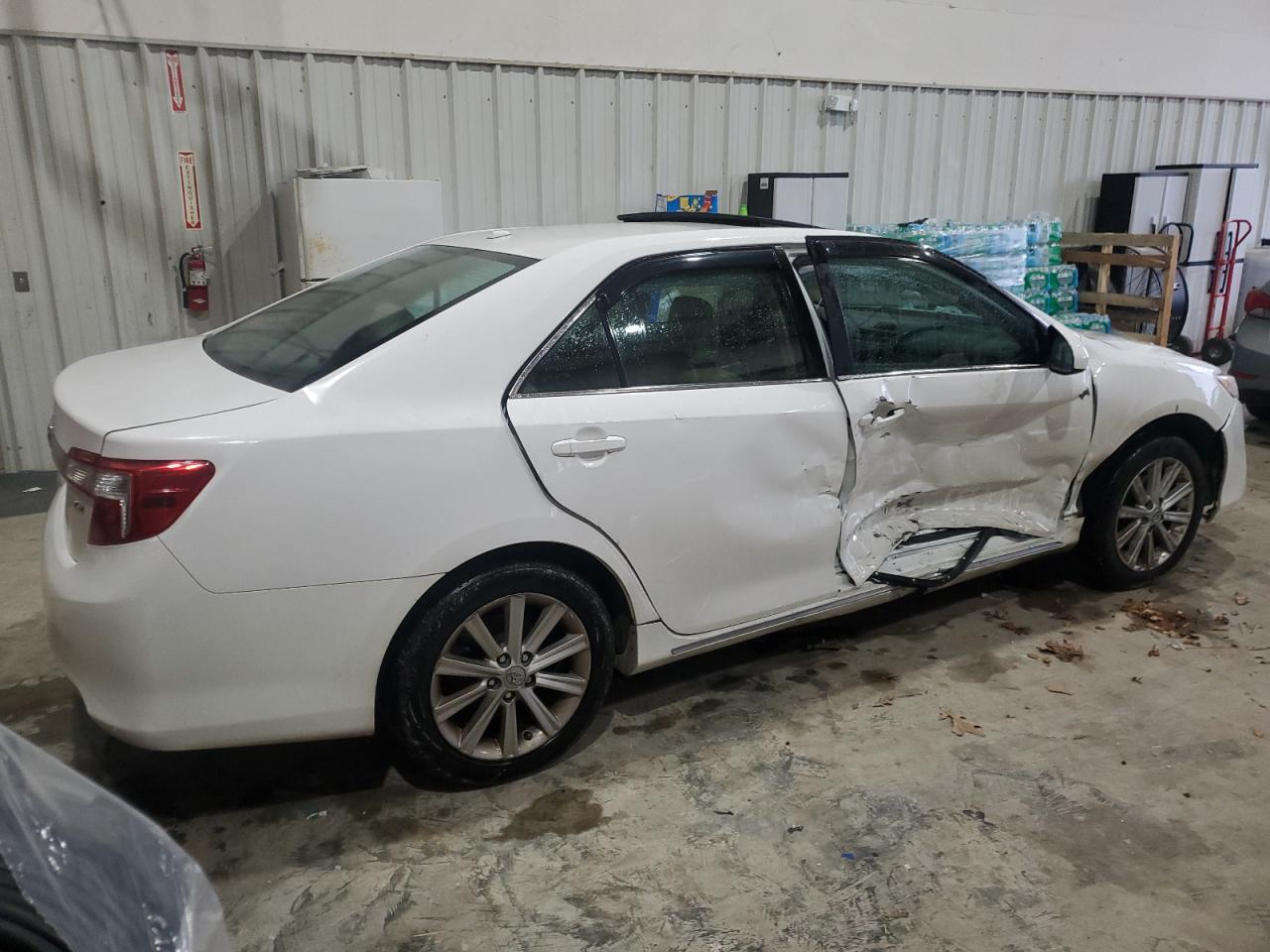 2012 Toyota Camry VIN 4T1BK1FK8CU014478 Copart auction photo, side / minor dent/scratches damage thumbnail 3