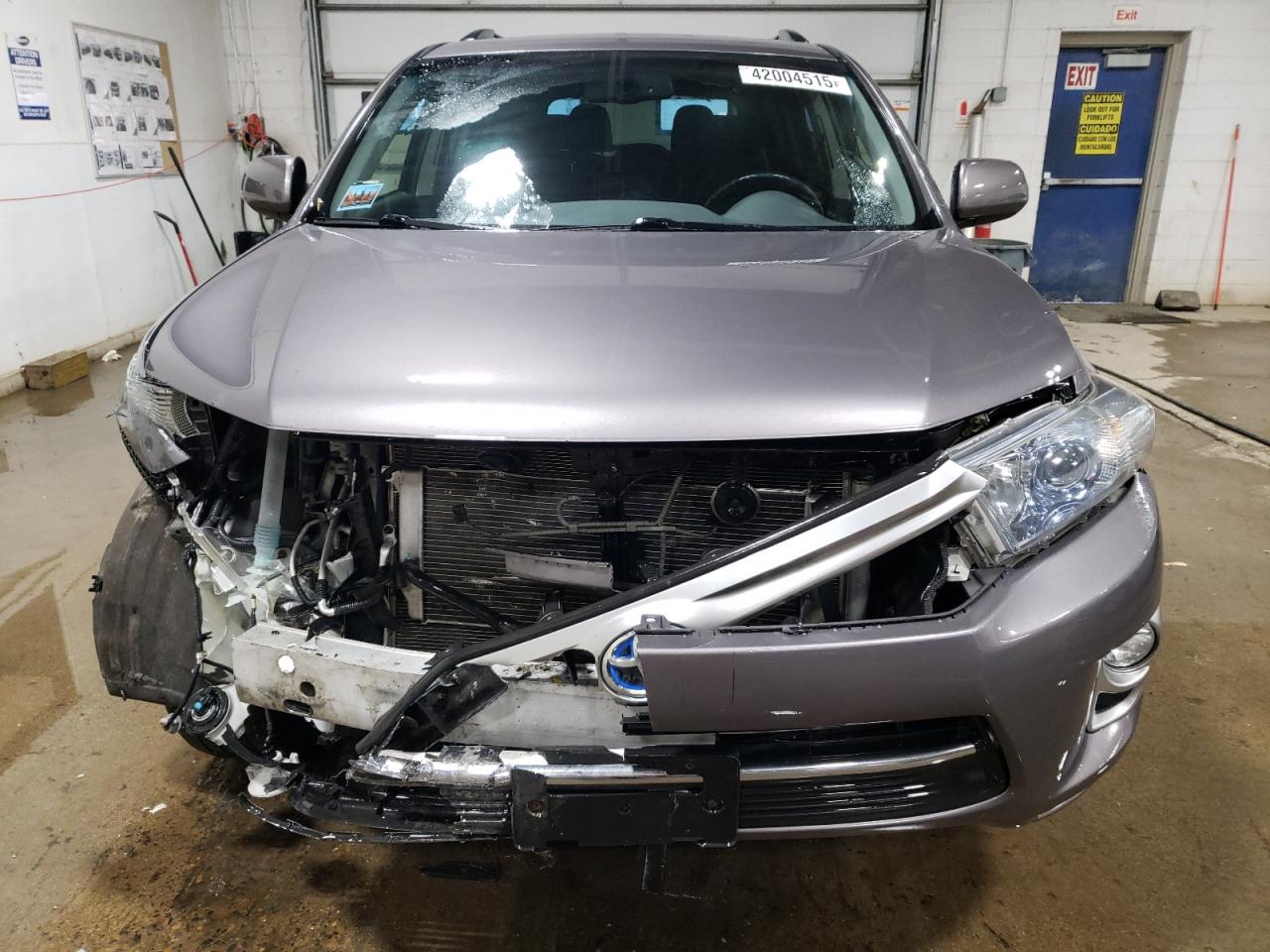 2013 Toyota Highlander VIN JTEBC3EH1D2018514 Copart auction photo, front end damage thumbnail 5
