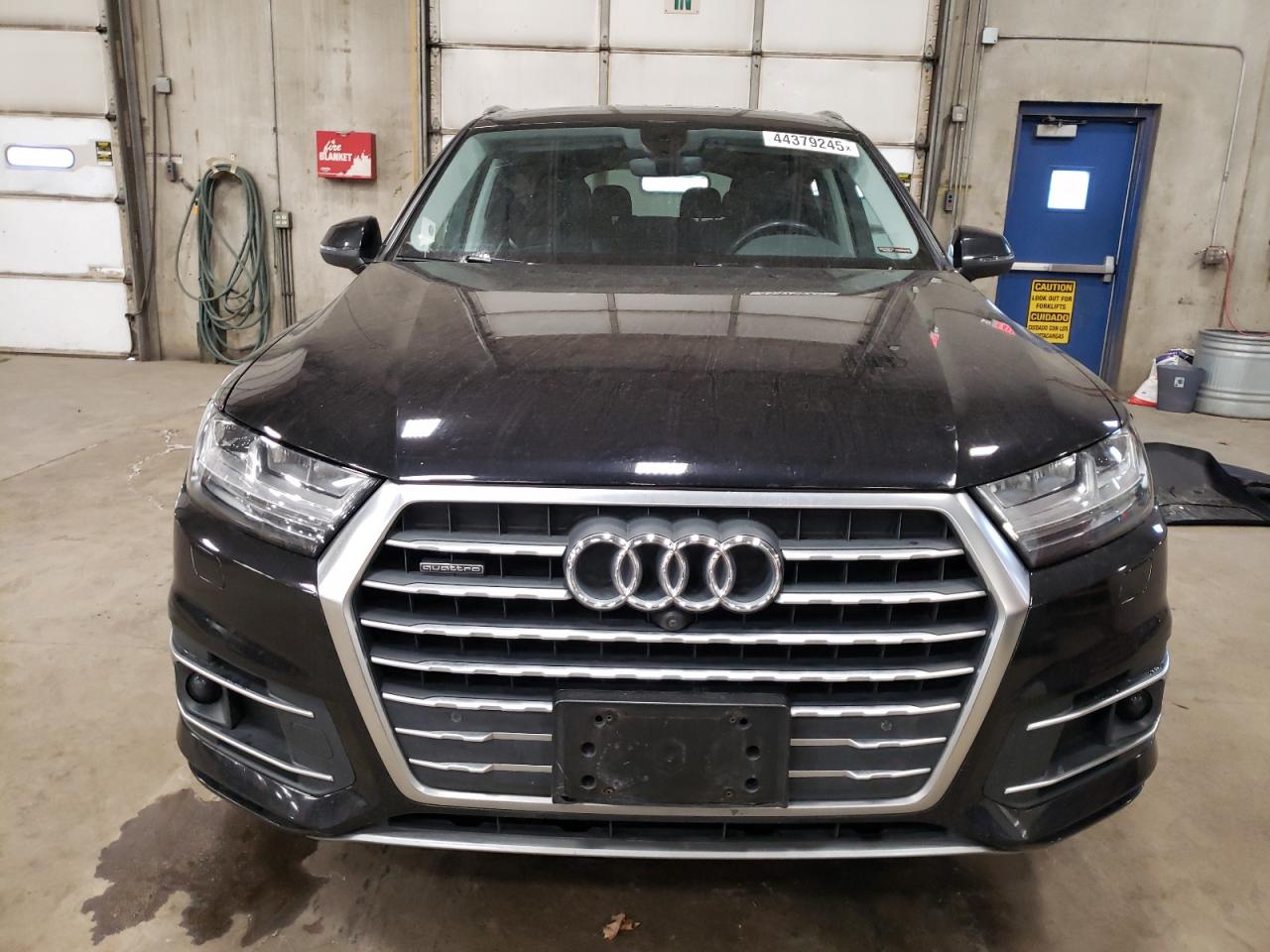 2019 Audi Q7 VIN WA1LHAF72KD029781 Copart auction photo, side damage thumbnail 5