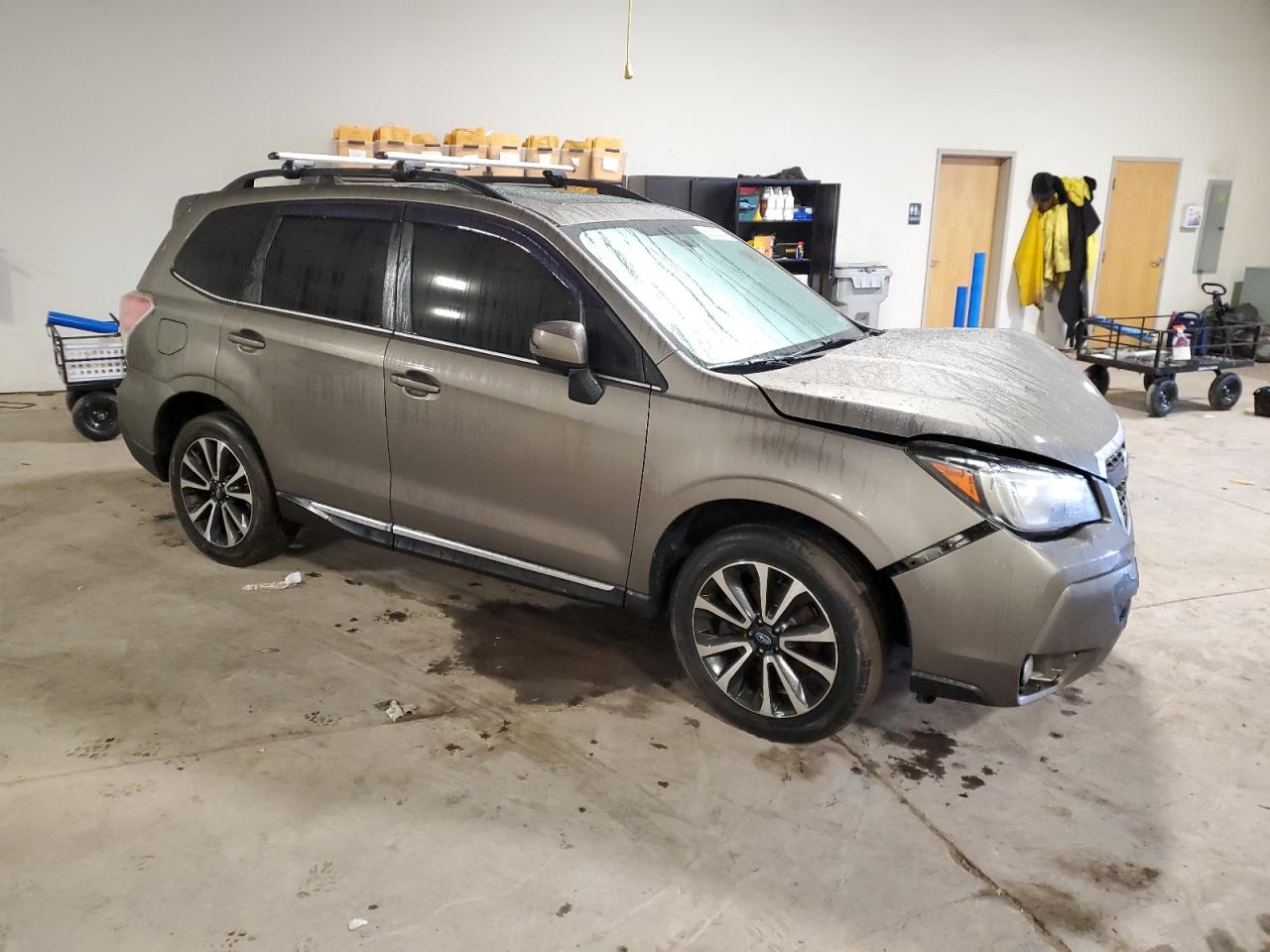 2018 Subaru Forester VIN JF2SJGWC0JH562842 Copart auction photo, front end / side damage thumbnail 4
