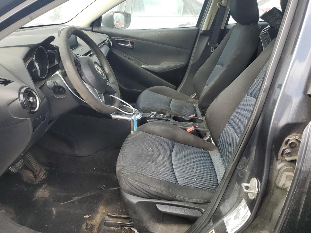 2017 Toyota Yaris VIN 3MYDLBYV3HY188861 Copart auction photo, rear end damage thumbnail 7