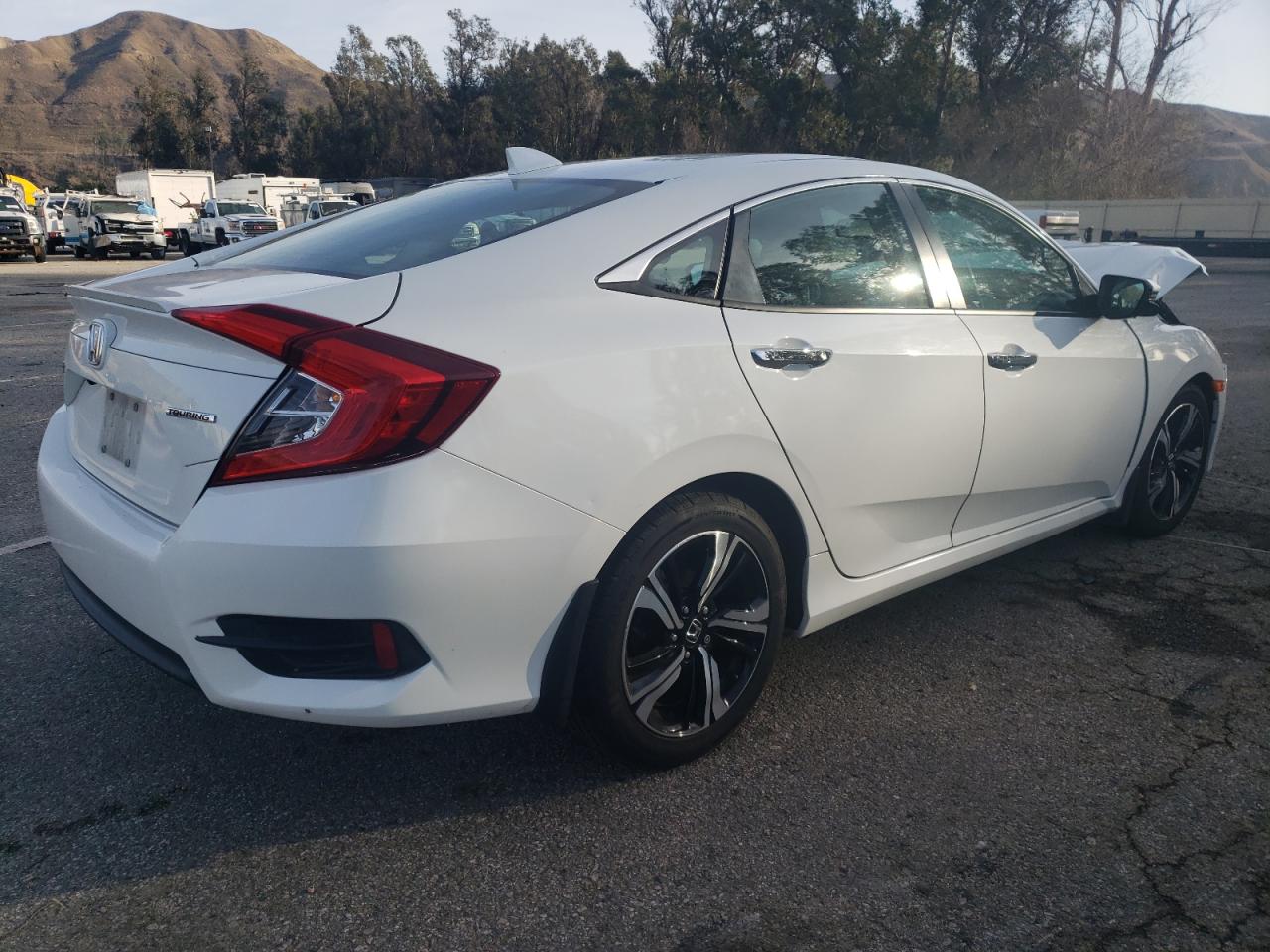 2017 Honda Civic VIN 2HGFC1F96HH630479 Copart auction photo, front end damage thumbnail 3