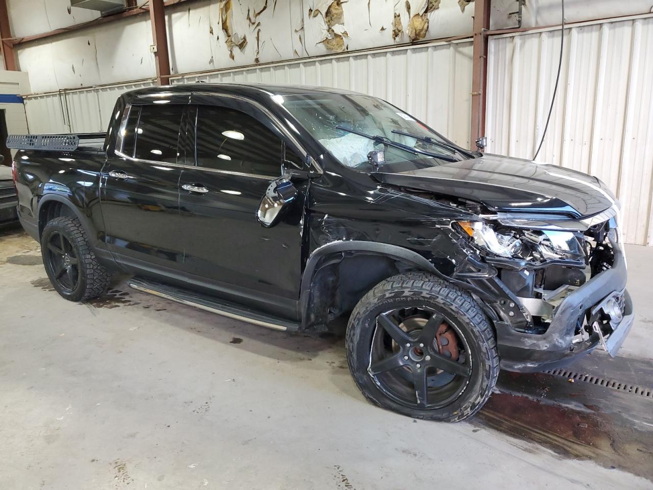 2018 Honda Ridgeline VIN 5FPYK3F74JB011175 Copart auction photo, front end / undercarriage damage thumbnail 4