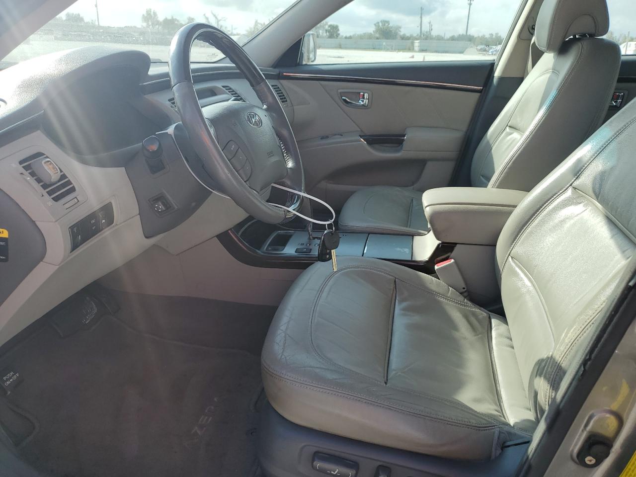2009 Hyundai Azera VIN KMHFC46FX9A373084 Copart auction photo, rear end damage thumbnail 7