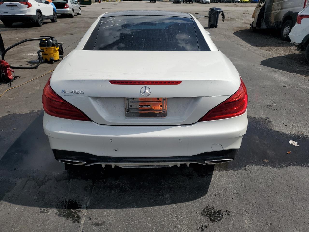 2017 Mercedes-Benz SL-klasse VIN WDDJK6GA3HF047179 Copart auction photo, front end damage thumbnail 6