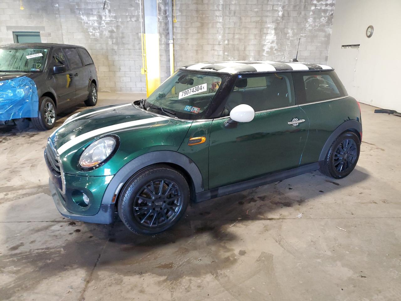 2018 MINI Cooper VIN WMWXP5C58J2G63546