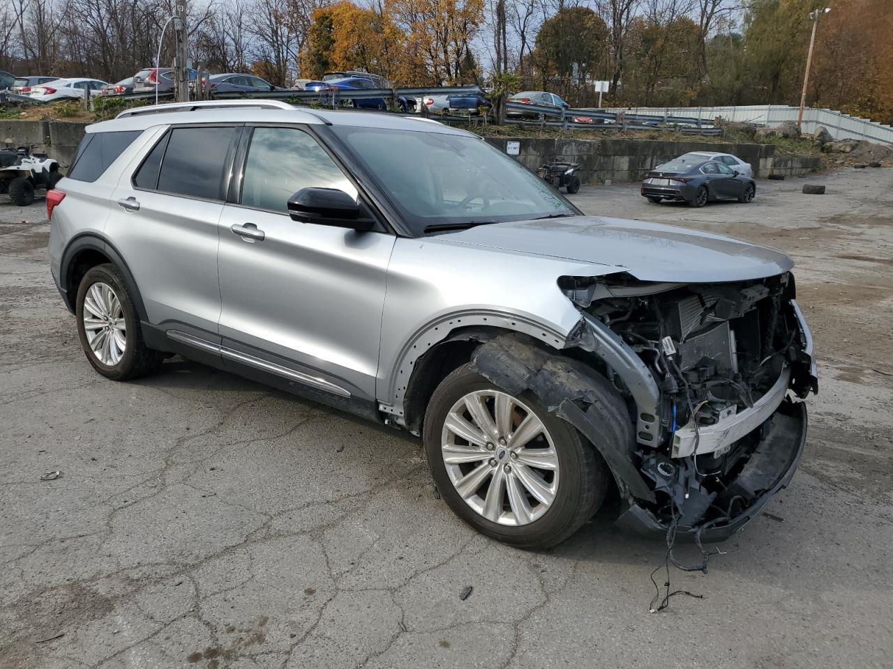 2022 Ford Explorer VIN 1FMSK8FH4NGA74451 Copart auction photo, front end / minor dent/scratches damage thumbnail 4