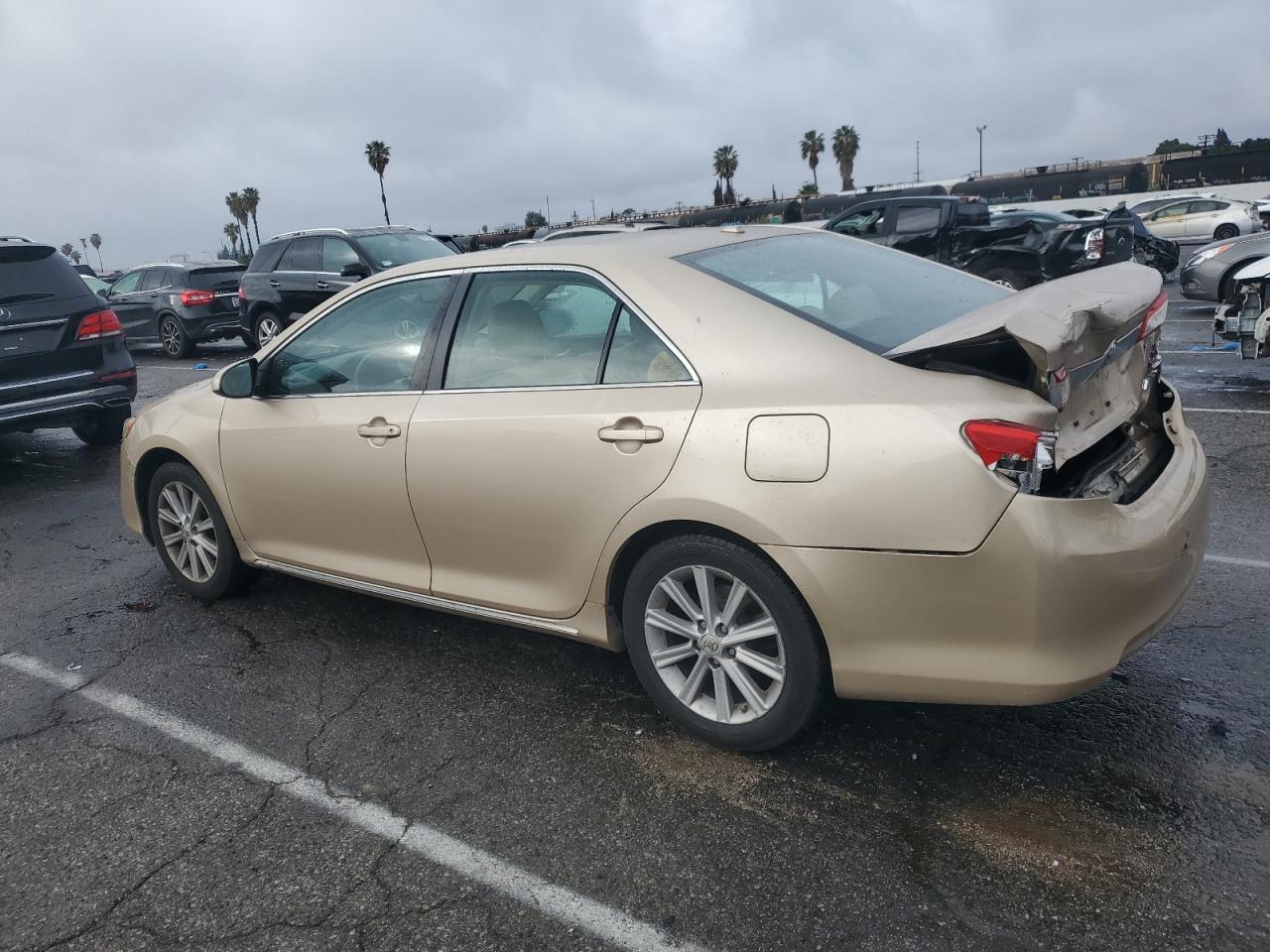 2012 Toyota Camry VIN 4T4BF1FK8CR240921 Copart auction photo, rear end / minor dent/scratches damage thumbnail 2