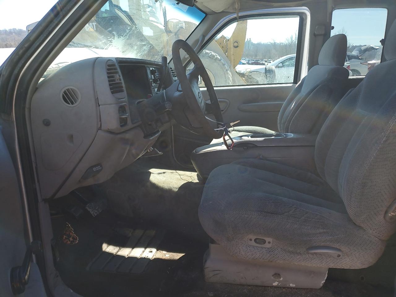 1996 Chevrolet GMT-400 VIN 2GCEC19M1T1183507 Copart auction photo, front end / minor dent/scratches damage thumbnail 7