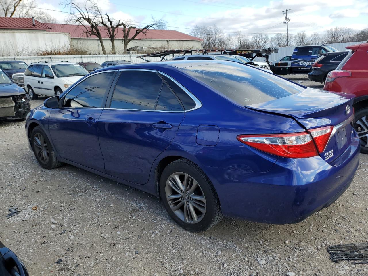 2016 Toyota Camry VIN 4T1BF1FK7GU520975 Copart auction photo, rear end / side damage thumbnail 2