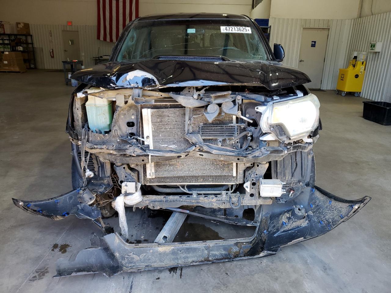 2014 Toyota Tacoma VIN 5TFJU4GN4EX059505 Copart auction photo, front end / all over damage thumbnail 5