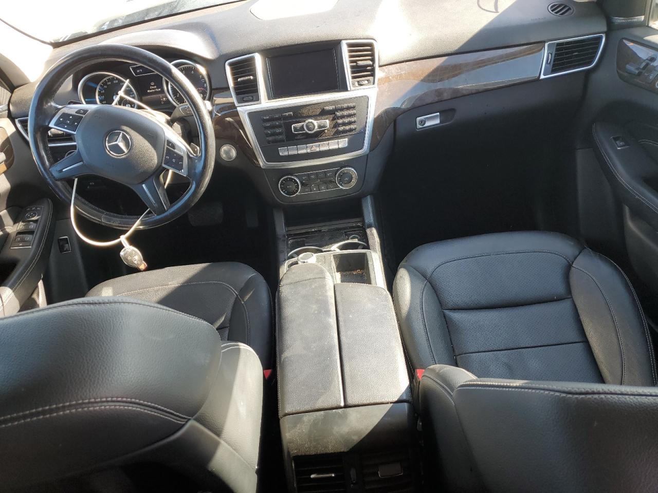 2015 Mercedes-Benz M-klasse VIN 4JGDA5HB8FA601009 Copart auction photo, front end damage thumbnail 8