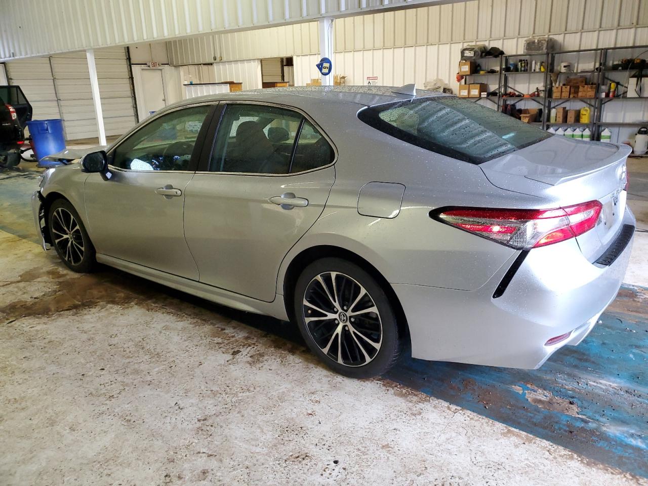 2019 Toyota Camry VIN 4T1B11HK5KU716336 Copart auction photo, front end damage thumbnail 2