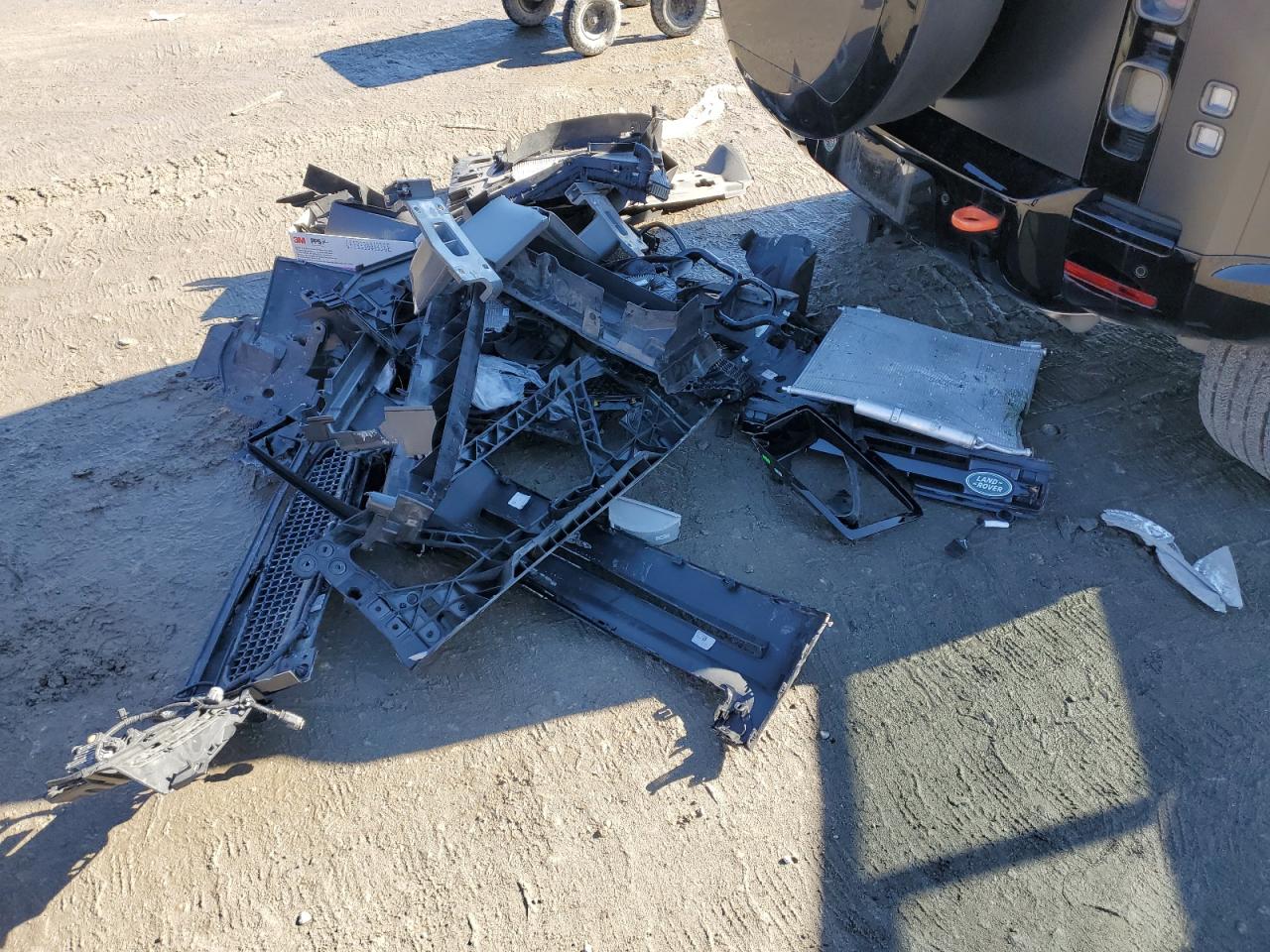 2024 Land Rover Defender VIN SALEX7EU7R2263943 Copart auction photo, front end / undercarriage damage thumbnail 13