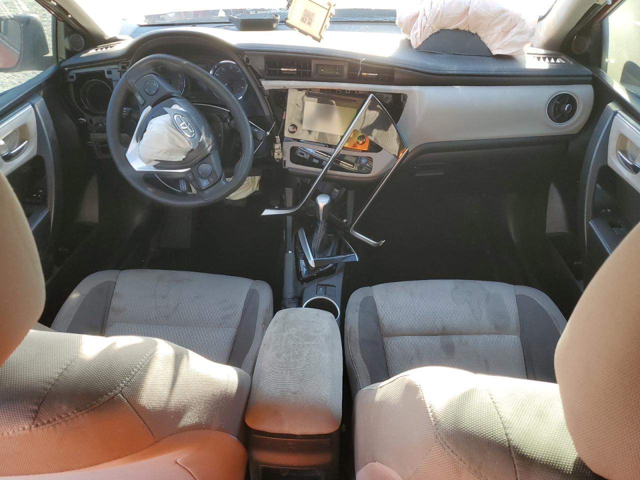 2019 Toyota Corolla VIN 5YFBURHE5KP857280 Copart auction photo, front end / side damage thumbnail 8