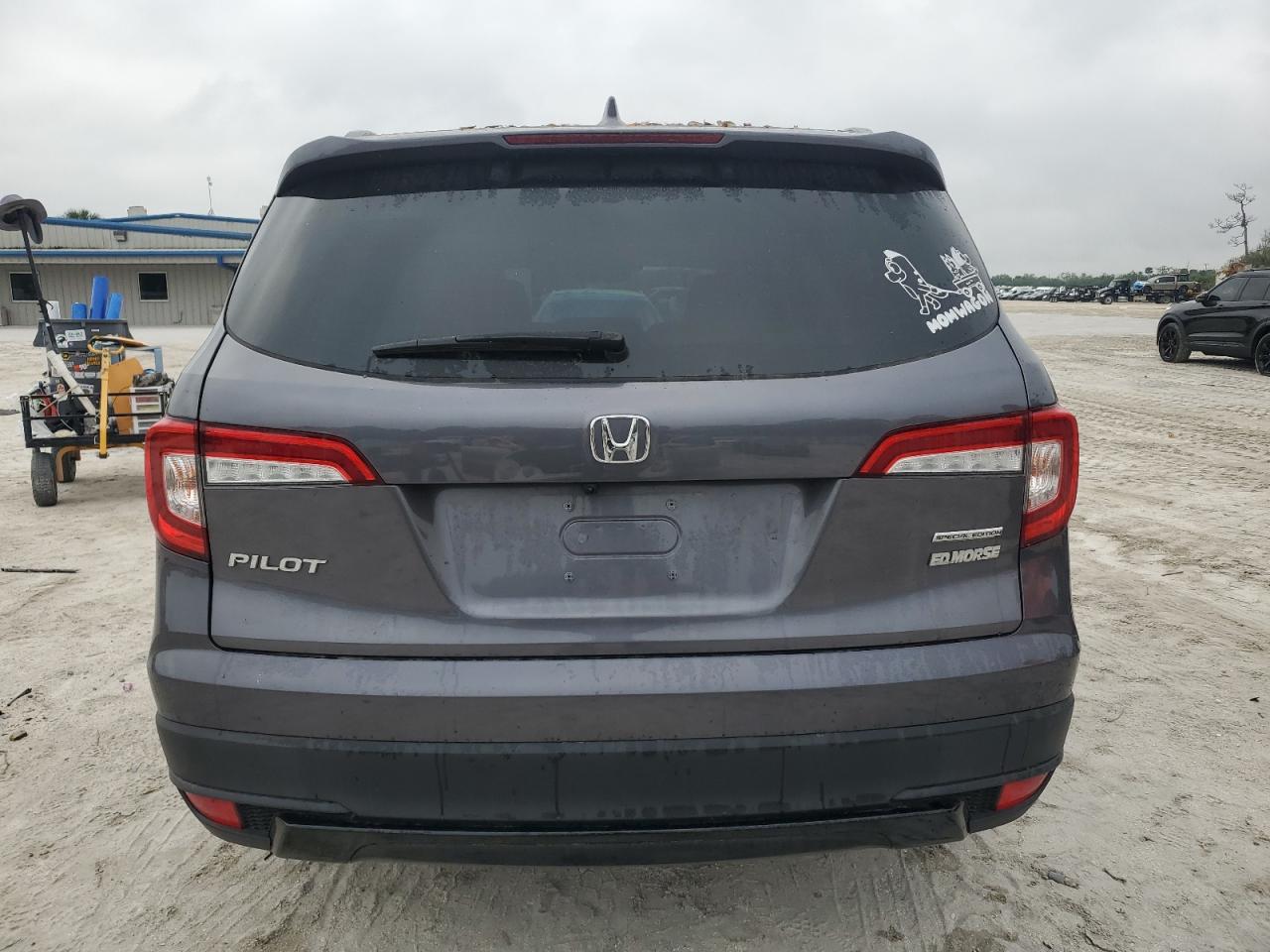 2022 Honda Pilot VIN 5FNYF5H25NB016028 Copart auction photo, front end / side damage thumbnail 6